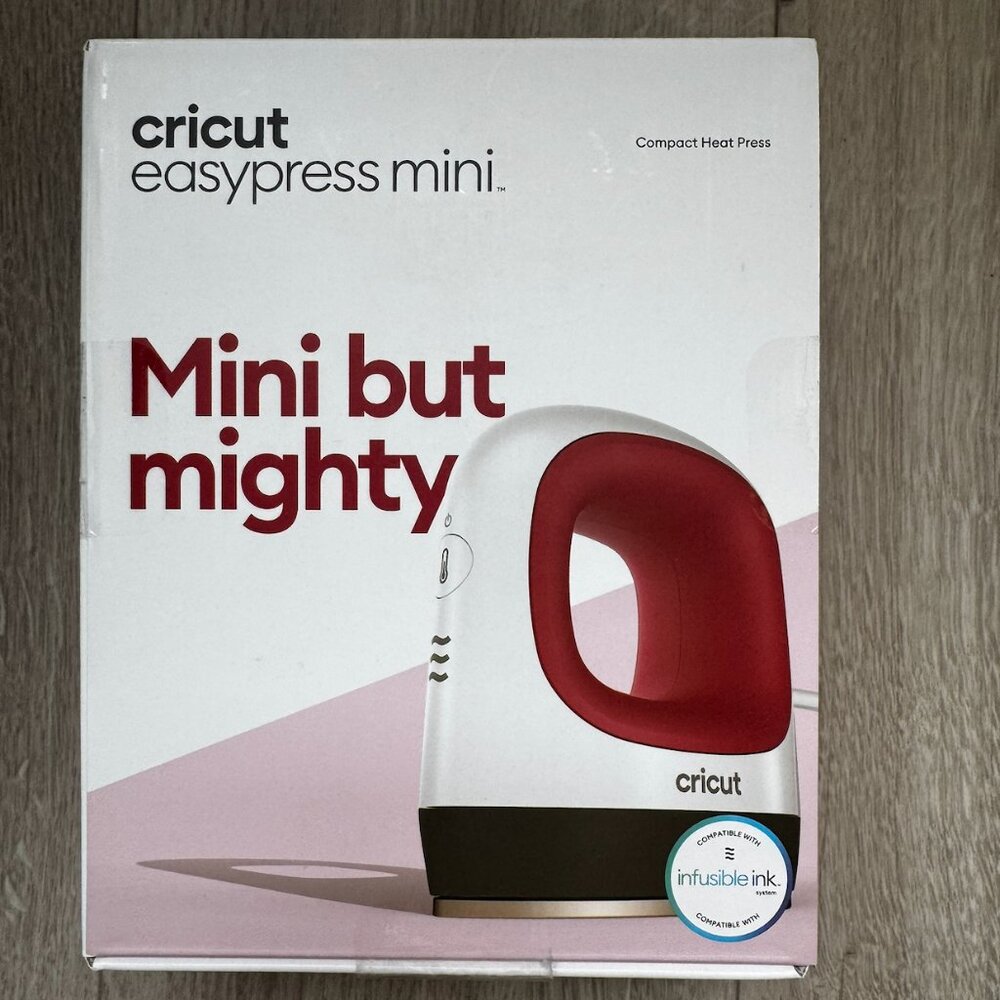 Cricut EasyPress Mini, Raspberry Compact Handheld Heat Press Machine
